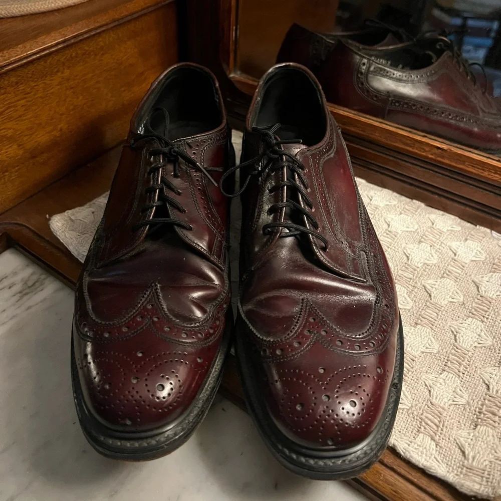 REGAL Classic Leather Wing Tip Oxford Lace Up Dress Shoes Brown Burgundy Sz 8.5B